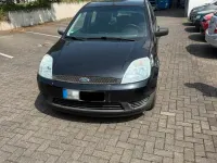 Gebraucht Ford Fiesta 60 PS (44 kW) 2003 Schwarz Kleinwagen