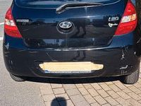 Gebraucht Hyundai i20 Edition 78 PS (57 kW) 2010 Schwarz Kleinwagen