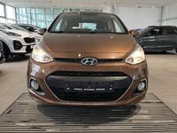 Gebraucht Hyundai i10 Style 87 PS (63 kW) 2017 Cashmere brown / met Kleinwagen