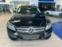 Gebraucht Mercedes C350e Avantgarde 279 PS (205 kW) 2018 Schwarz unilack Kombi