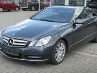 Gebraucht Mercedes E220 Avantgarde 170 PS (125 kW) 2012 Grau Coupé