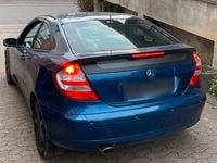 Gebraucht Mercedes C230 200 PS (147 kW) 2001 Blau Coupé