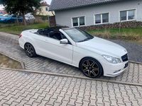 Gebraucht Mercedes E250 AMG 204 PS (150 kW) 2012 Weiß Cabrio