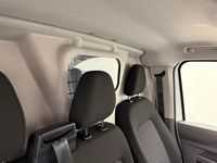Gebraucht VW Transporter 170 PS (125 kW) 2025 Weiß Van