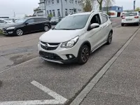 Gebraucht Opel Karl Rocks 73 PS (53 kW) 2018 Beige Kleinwagen