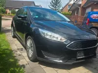 Gebraucht Ford Focus Trend 101 PS (74 kW) 2017 Schwarz Limousine