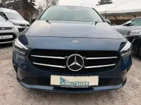 Gebraucht Mercedes B200 163 PS (119 kW) 2020 Blau Van / Kleinbus