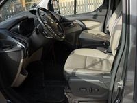Gebraucht Ford Tourneo 131 PS (96 kW) 2016 Grau Van / Kleinbus