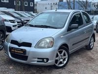 Gebraucht Toyota Yaris 86 PS (63 kW) 2001 Silber Limousine