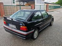 Używany Ford Escort 105 KM (77 kW) 1991 Czarny Coupe