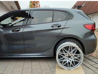 Gebraucht BMW 118 Performance 136 PS (100 kW) 2020 Grau Kleinwagen