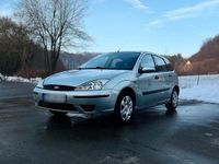 Gebraucht Ford Focus 90 PS (66 kW) 2004 Blau Kleinwagen
