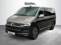 Gebraucht VW Multivan Generation Six 204 PS (150 kW) 2022 Mojave beige metallic/ deep bl Van / Kleinbus