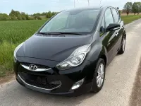 Gebraucht Hyundai ix20 90 PS (66 kW) 2011 Schwarz Kleinwagen