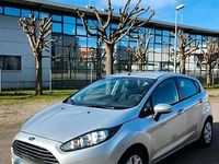 Gebraucht Ford Fiesta Titanium 95 PS (69 kW) 2013 Silber Kleinwagen