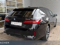 Neu BMW 550e Performance 489 PS (359 kW) 2026 Schwarz Kombi