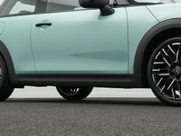 Gebraucht Mini Cooper 114 kW (156 PS) 2025 Ocean wave green Kleinwagen
