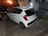 Gebraucht Kia Picanto 69 PS (50 kW) 2013 Weiß Kleinwagen