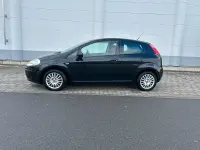 Gebraucht Fiat Grande Punto Basis 69 PS (50 kW) 2013 Blau Kleinwagen