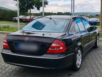 Usado Mercedes E420 314 HP (230 kW) 2006 Preto Sedan