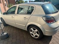 Gebraucht Opel Astra 90 PS (66 kW) 2007 Grau Limousine