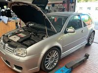 Occasion VW Golf IV R 241 ch (177 kW) 2003 Argent Citadine