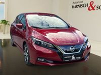 Gebraucht Nissan Leaf Acenta 89 kW (122 PS) 2021 New red (m) Kleinwagen