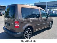 Gebraucht VW Caddy Trendline 86 PS (63 kW) 2011 Braun Van / Kleinbus