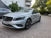 Gebraucht Mercedes A200 Urban 136 PS (100 kW) 2015 Silber Kleinwagen