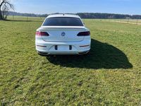 Gebraucht VW Arteon R-line 190 PS (139 kW) 2018 Weiß Kleinwagen