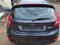 Gebraucht Ford Fiesta Trend 82 PS (60 kW) 2010 Grau Kleinwagen