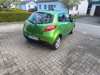 Second-hand Mazda 2 86 CP (63 kW) 2009 Verde Hatchback