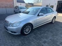 Gebraucht Mercedes E220 170 PS (125 kW) 2010 Iridiumsilber  metalliclack Limousine