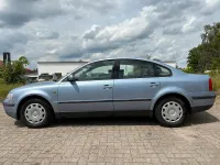 Gebraucht VW Passat 101 PS (74 kW) 1999 Blau Limousine