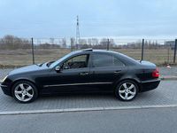 Gebraucht Mercedes E220 150 PS (110 kW) 2004 Schwarz Limousine