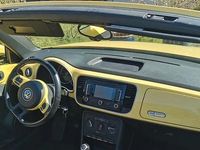 Second-hand VW Beetle Design 140 CP (102 kW) 2013 Galben Hatchback