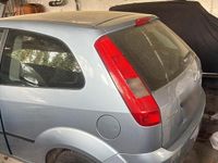 Gebraucht Ford Fiesta 65 PS (47 kW) 2007 Blau Kleinwagen