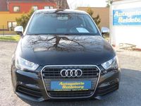 Second-hand Audi A1 Attraction 86 CP (63 kW) 2011 Negru Hatchback