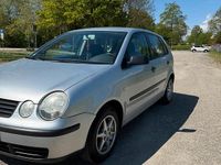 Używany VW Polo 75 KM (55 kW) 2002 Srebrny Hatchback