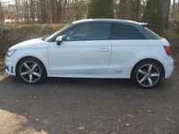 Gebraucht Audi A1 Attraction 86 PS (63 kW) 2015 Weiß Kleinwagen