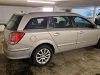 Używany Opel Astra 105 KM (77 kW) 2004 Szary Kombi