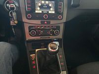 Gebraucht VW Passat Highline 140 PS (102 kW) 2011 Schwarz Kombi