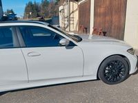 Gebraucht BMW 330e Advantage 292 PS (214 kW) 2020 Weiß Kombi