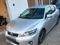 Gebraucht Lexus CT200h 136 PS (100 kW) 2011 Silber Limousine