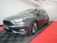 Gebraucht Ford Focus ST-Line 140 PS (102 kW) 2018 Grau Limousine