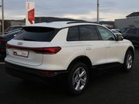 Gebraucht Audi Q6 e-tron Ambiente 185 kW (252 PS) 2025 Gletscherweiß metallic SUV