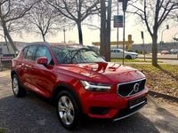 Gebraucht Volvo XC40 Momentum 150 PS (110 kW) 2018 Rot SUV