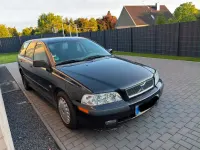 Gebraucht Volvo V40 122 PS (89 kW) 2001 Blau Kombi
