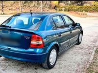 Gebraucht Opel Astra 101 PS (74 kW) 2000 Grün Limousine