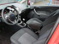 Gebraucht Ford Fiesta 60 PS (44 kW) 2014 Rot Kleinwagen